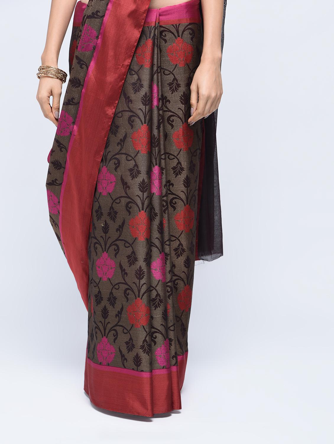 floral motif woven saree with blouse - 15622890 - Zoom Image - 3