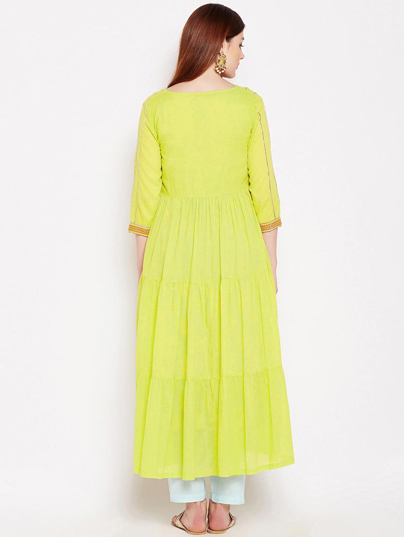 Gota patti tiered kurta with pant set - 15623541 - Zoom Image - 3
