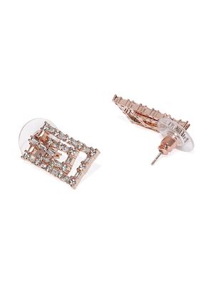 gold metal jewellery - 15627696 - Standard Image - 3