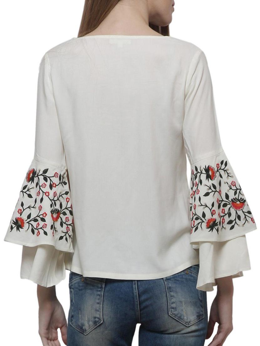 embroidered bell sleeved top - 15627721 - Zoom Image - 3