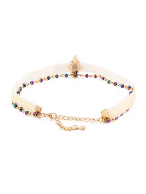 white choker - 15641262 - Standard Image - 3