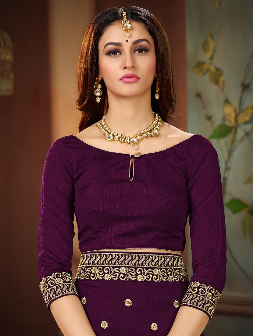 floral embroidered saree with blouse - 15650445 - Zoom Image - 3
