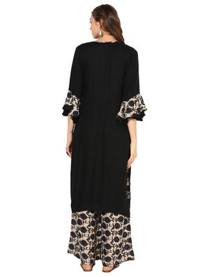 Printed layered bell sleeved kurta with palazzo set - 15652552 - Standard Image - 3