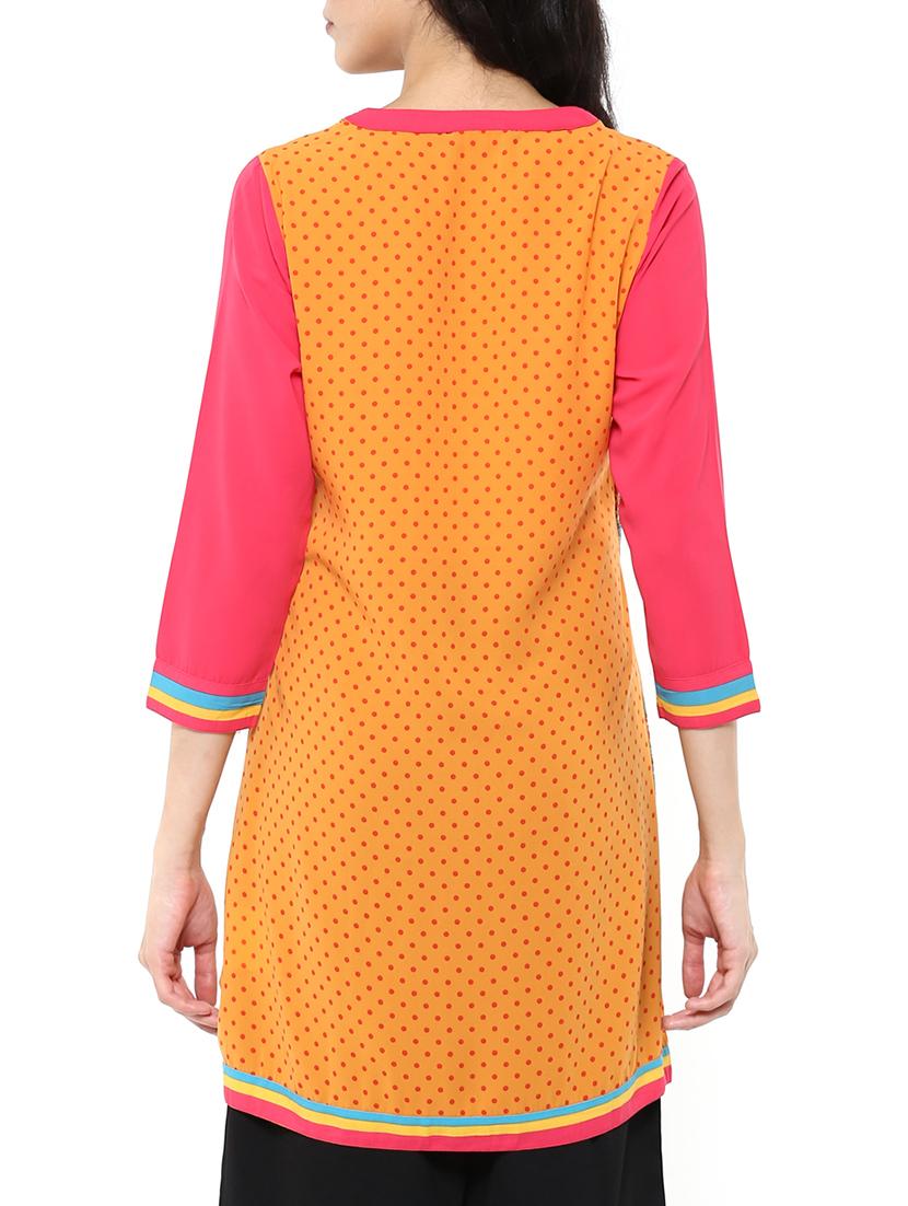 pink synthetic layered kurti - 15659877 - Zoom Image - 3