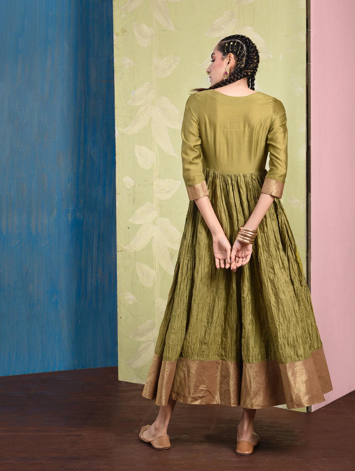 olive silk crinkled flared kurta - 15692964 - Zoom Image - 3