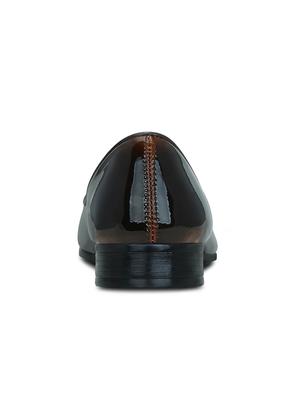 brown patent leather slip on jutis - 15713393 - Standard Image - 3
