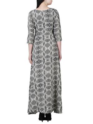 round neck flared maxi dress - 15726112 - Standard Image - 3