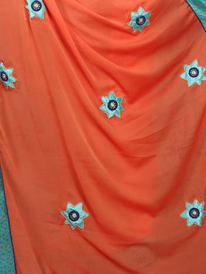 floral patchwork embroidered saree with blouse - 15726367 - Standard Image - 3