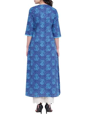 A-line printed slit kurta - 15727398 - Standard Image - 3