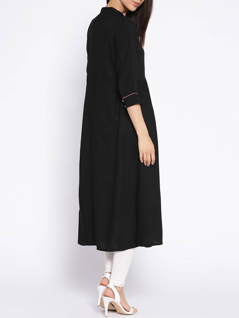 A-line solid piping kurta - 15727473 - Zoom Image - 3