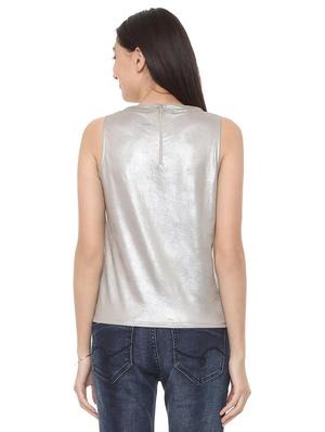 zipper closure sleeveless top - 15728397 - Standard Image - 3