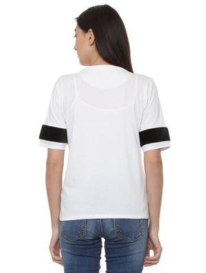 contrast paneled graphic print tee - 15728402 - Standard Image - 3