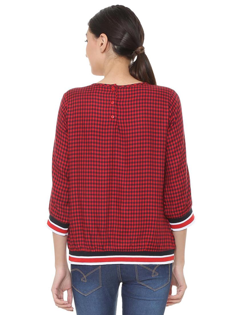 button detail checkered top - 15728403 - Zoom Image - 3