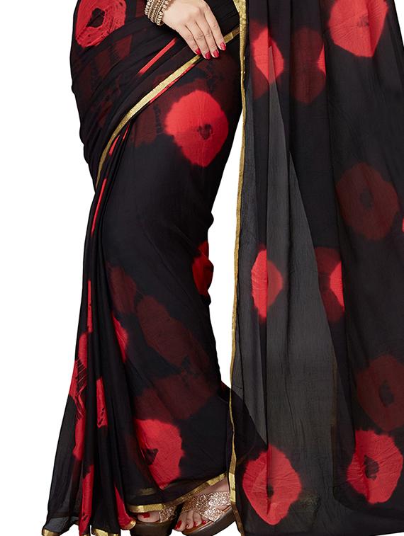 Combo Of 2 black Printed Saree with blouse - 15728693 - Zoom Image - 3