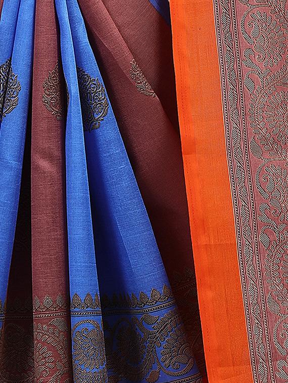 color block printed saree with blouse - 15729155 - Zoom Image - 3