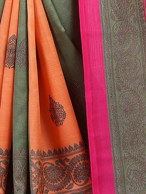 color block printed saree with blouse - 15729156 - Standard Image - 3