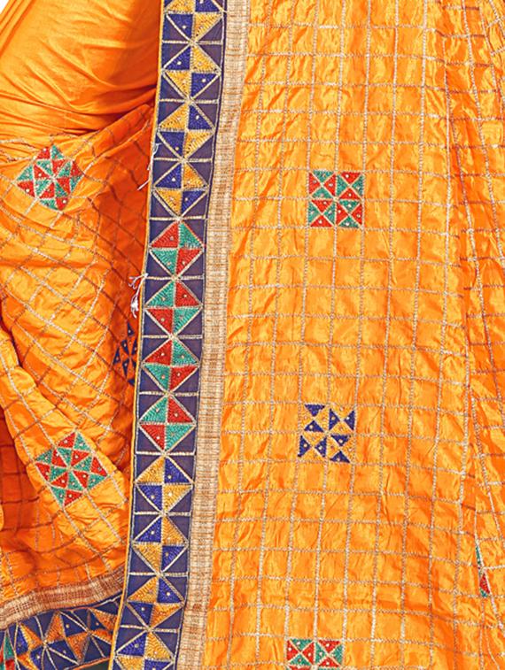 geometrical resham embroidered saree with blouse - 15729720 - Zoom Image - 3