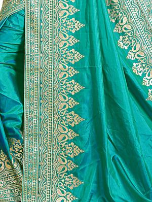 contrast thread embroidered saree with blouse - 15729738 - Standard Image - 3