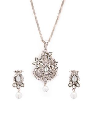 silver metal necklaces and earring - 15731222 - Standard Image - 3
