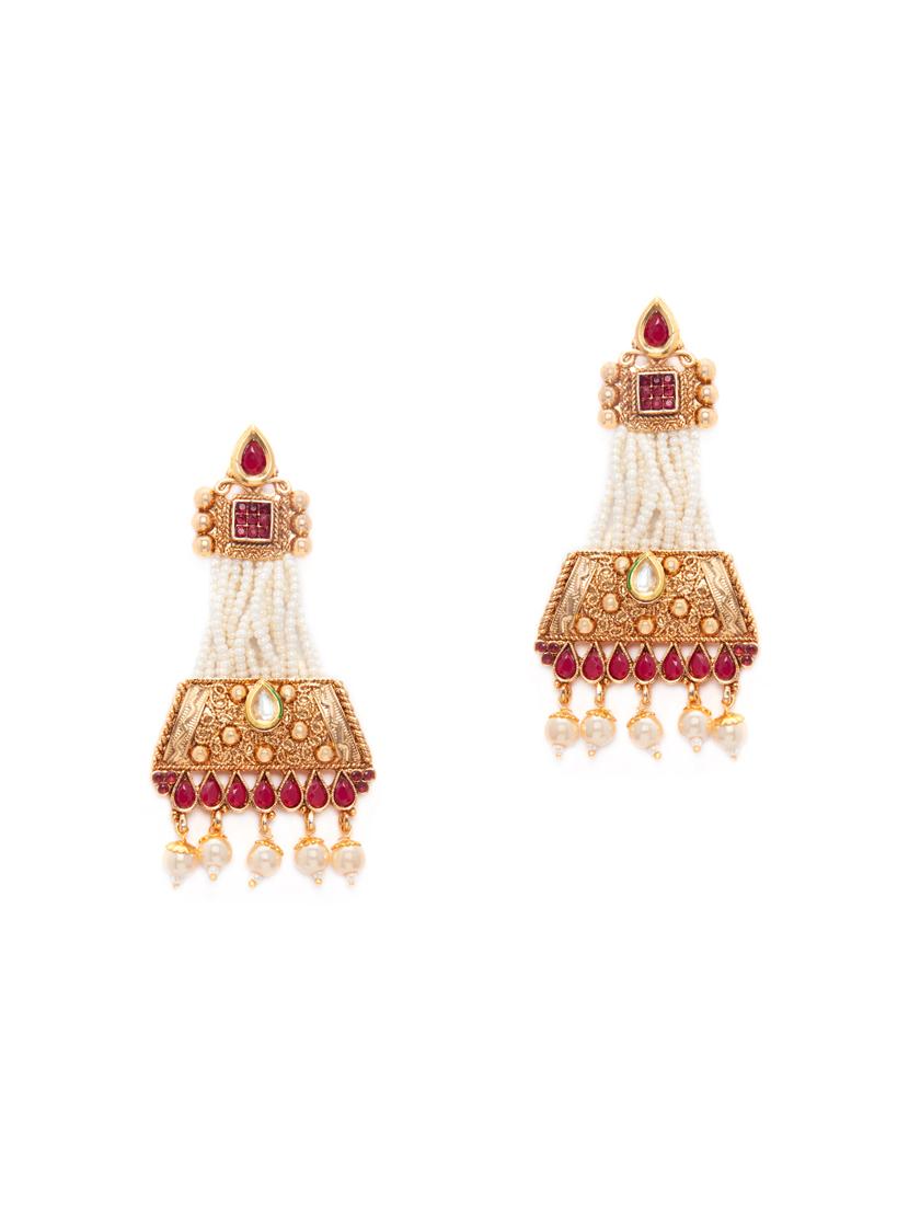 gold metal necklaces and earring - 15731228 - Zoom Image - 3