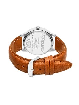 Round dial analog watch (910105WT) - 15731736 - Standard Image - 3
