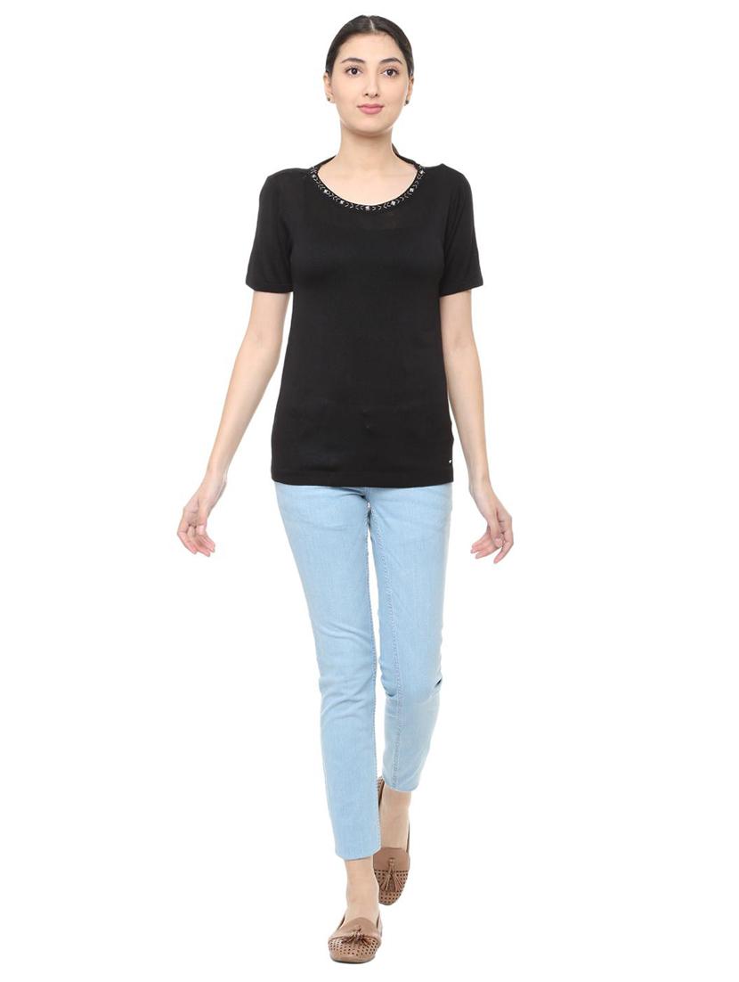 cutout back embellished top - 15735401 - Zoom Image - 3