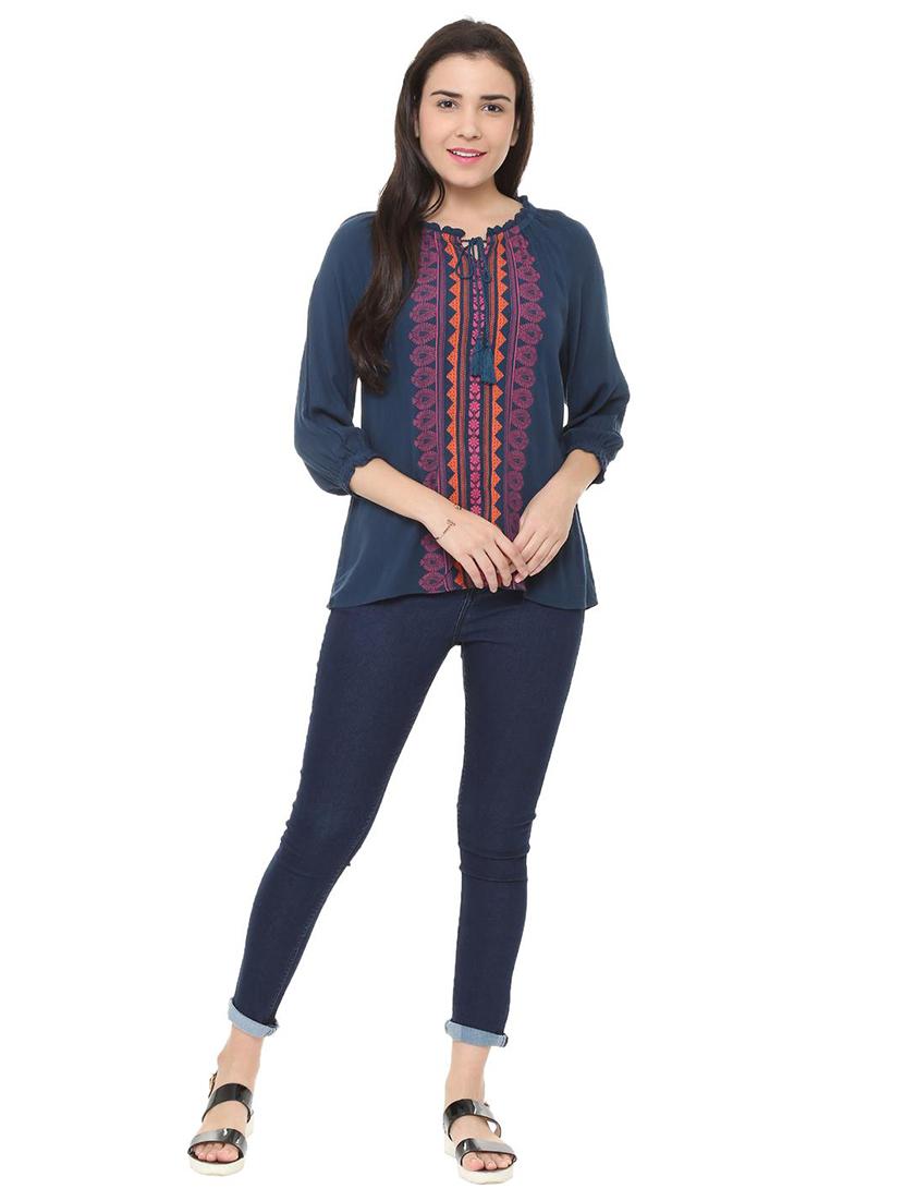 tie up neck printed top - 15735403 - Zoom Image - 3