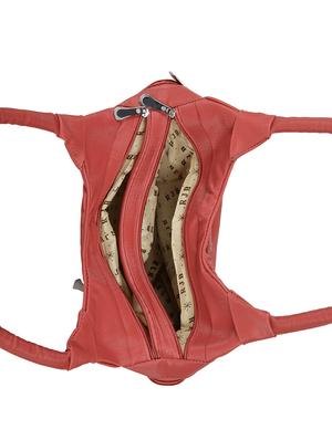 red leatherette (pu) regular handbag - 15737089 - Standard Image - 3
