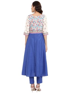 Printed kalidaar kurta with pant set - 15737611 - Standard Image - 3