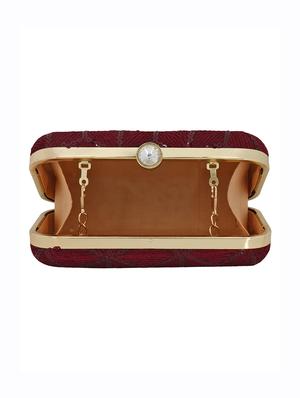 maroon cotton polyester blend regular clutch - 15738582 - Standard Image - 3