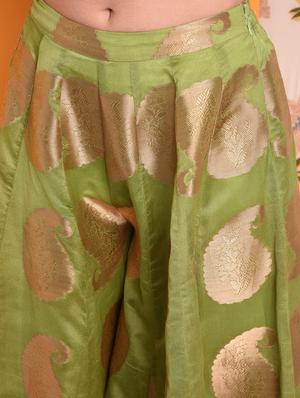 Chanderi crop top with self-design flared palazzo set - 15741204 - Standard Image - 6