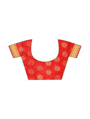 floral zari motif banarasi saree with blouse - 15743802 - Standard Image - 3