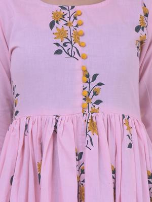high slit printed kurta - 15774882 - Standard Image - 3