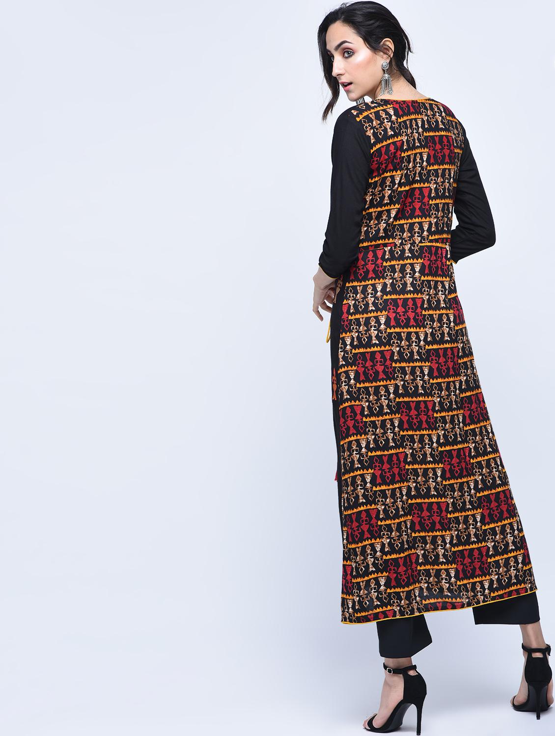 geometrical embroidered a-line kurta - 15781261 - Zoom Image - 3