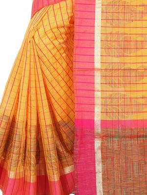 contrast border checkered woven saree with blouse - 15785311 - Standard Image - 3