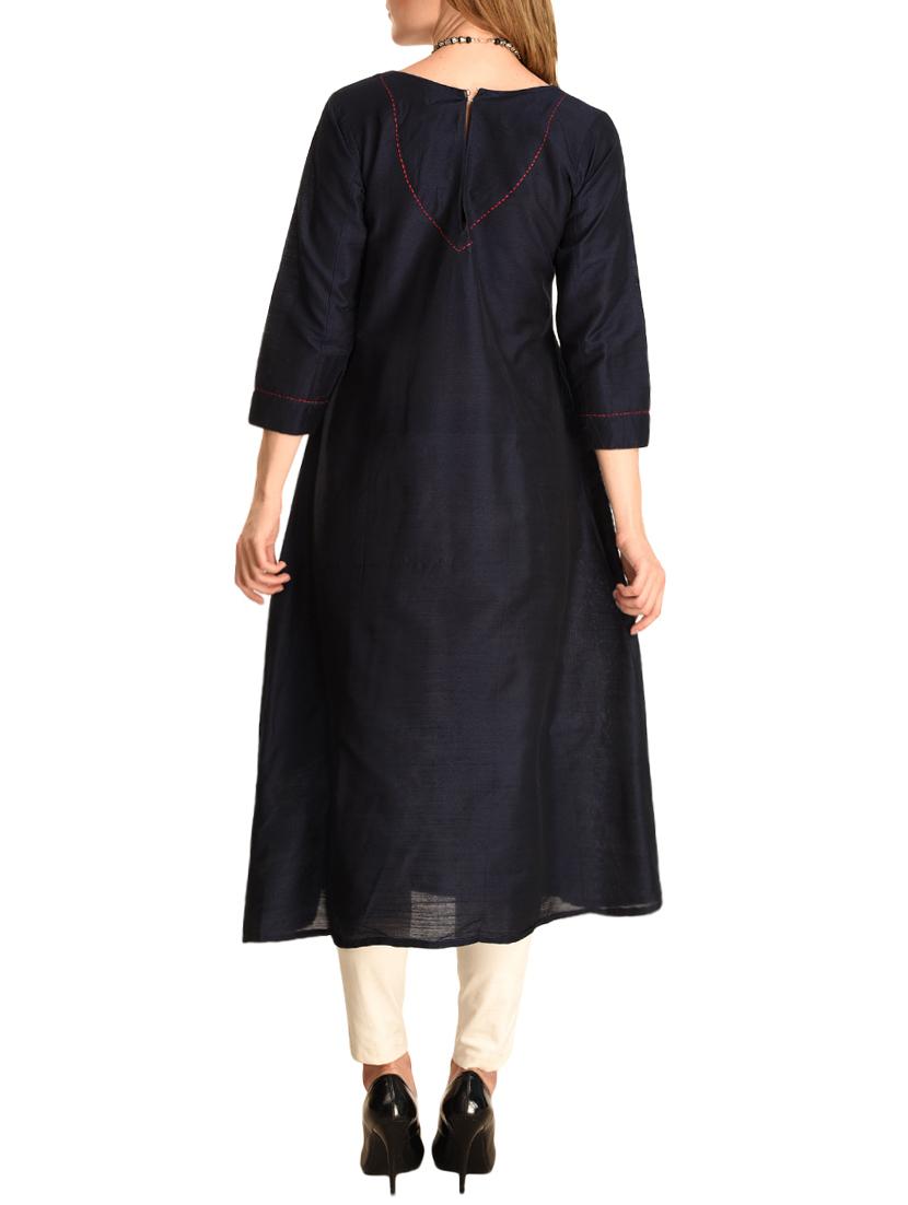 embroidered flared kurta - 15798364 - Zoom Image - 3