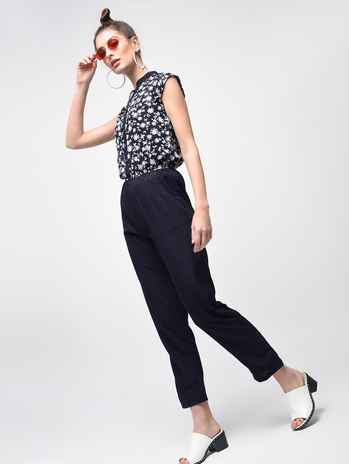 button detail floral jumpsuit - 15803784 - Zoom Image - 3