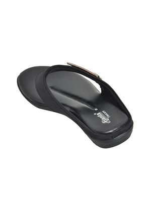 black toe separator sandals - 15824229 - Standard Image - 3