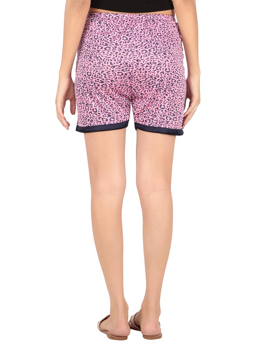 pocket detail animal print shorts - 15831655 - Zoom Image - 3