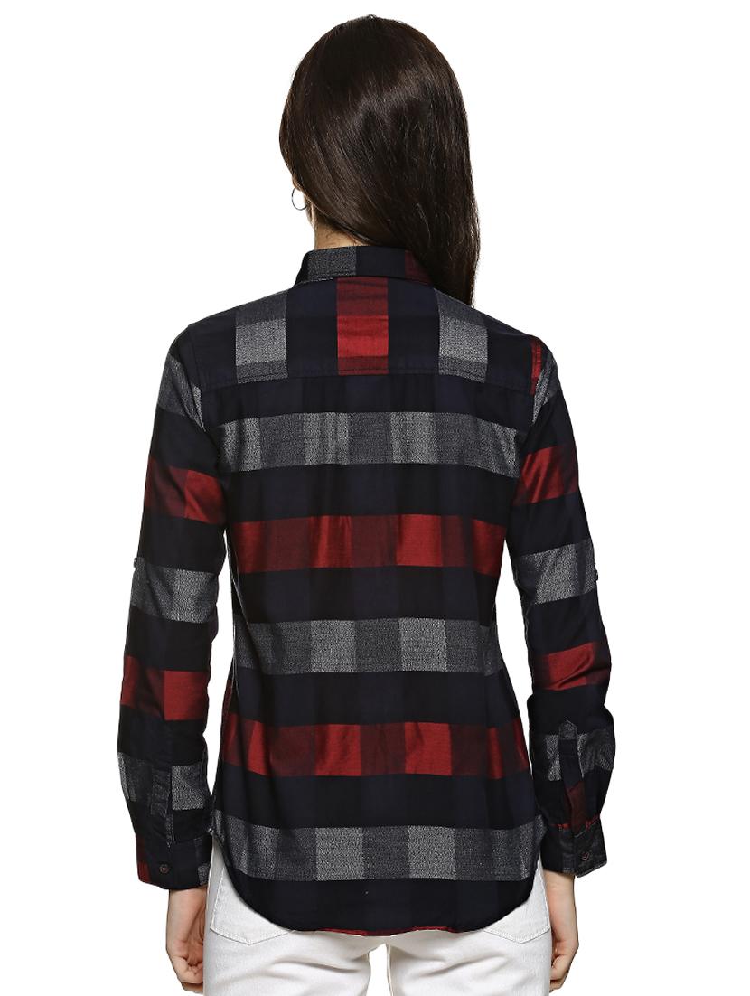 roll up sleeved checkered shirt - 15845716 - Zoom Image - 3