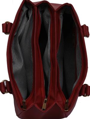 red leatherette (pu) regular handbag - 15848961 - Standard Image - 3