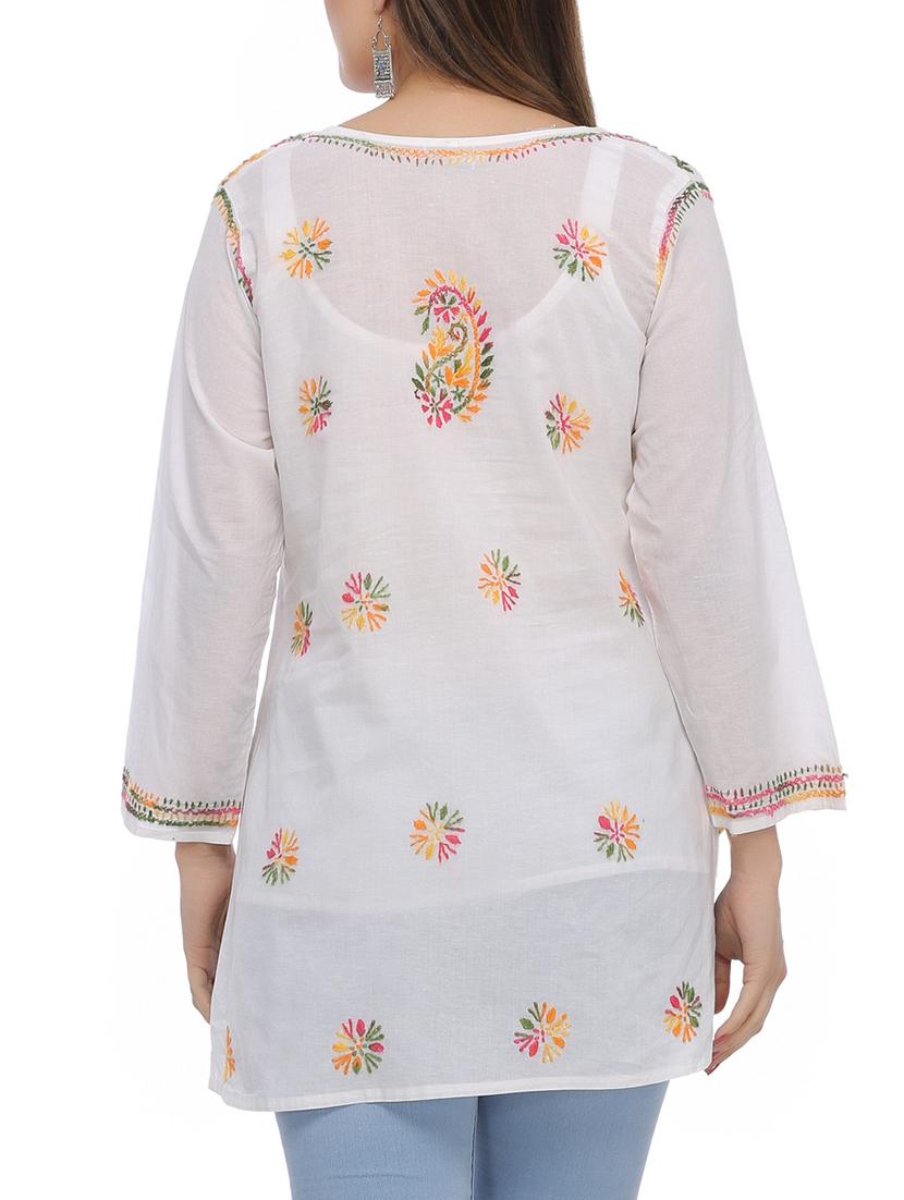 embroidered yoke straight kurti - 15861577 - Zoom Image - 3
