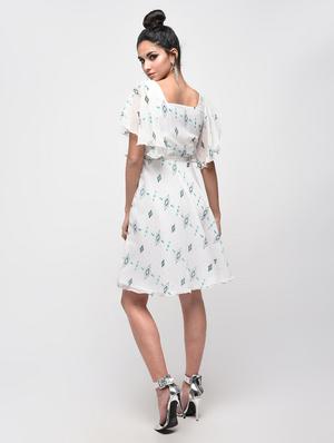 ruffle sleeved flared dress - 15874959 - Standard Image - 3