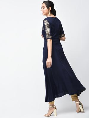 A-line block print kurta - 15879132 - Standard Image - 3