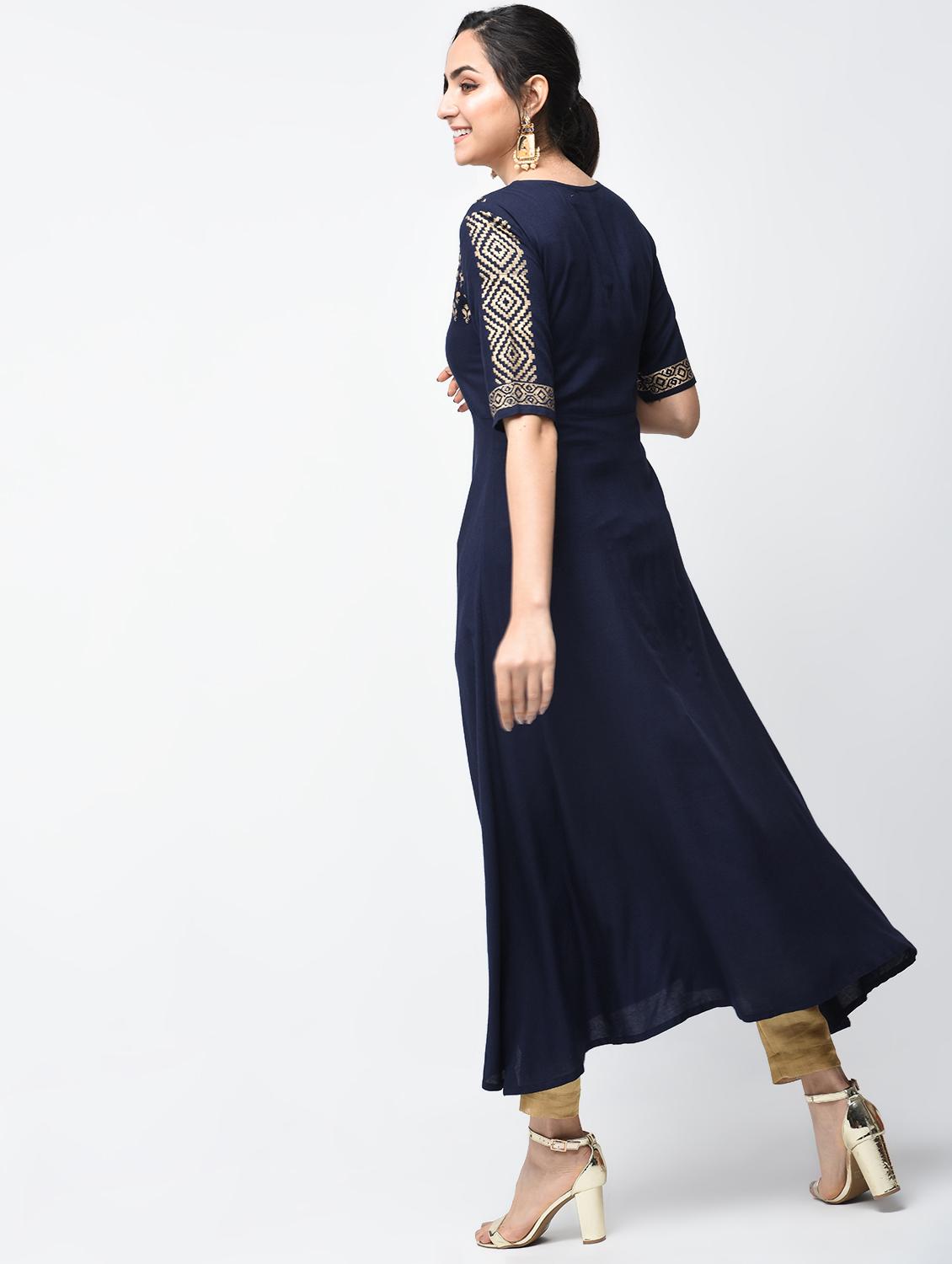 A-line block print kurta - 15879132 - Zoom Image - 3