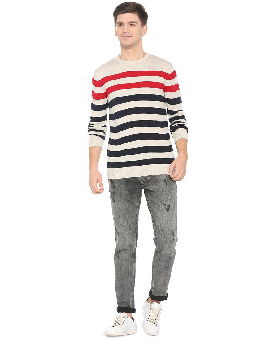 white acrylic pullover - 15880892 - Zoom Image - 3
