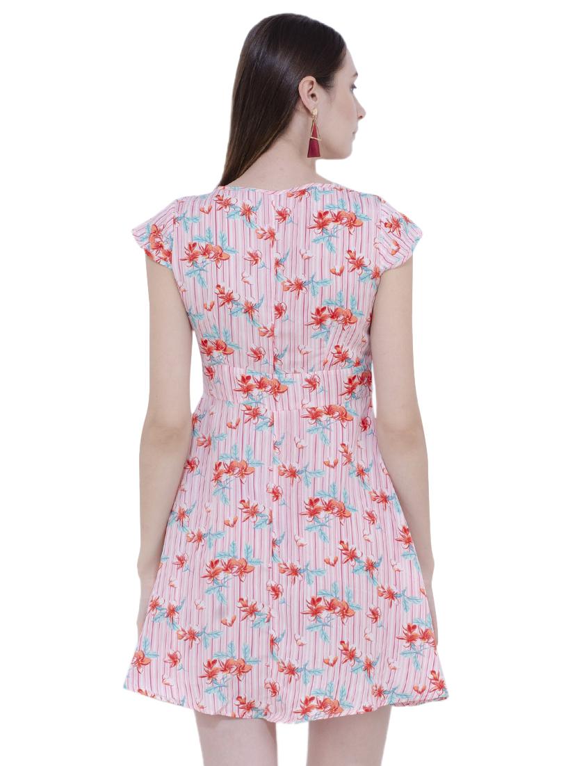 Floral key hole front flared dress - 15902028 - Zoom Image - 3