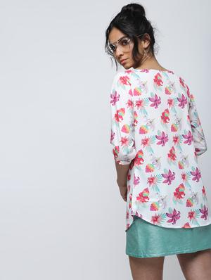 curved hem floral top - 15902816 - Standard Image - 3