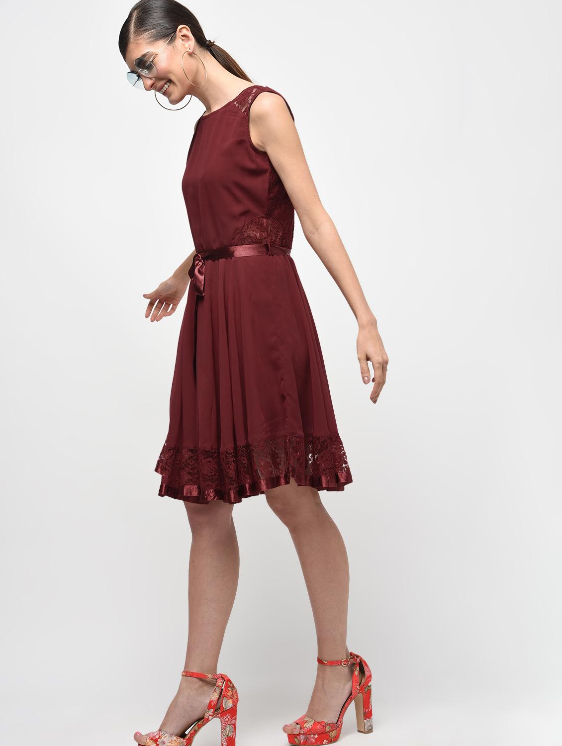 lace panel detail tie belted dress - 15928075 - Zoom Image - 3