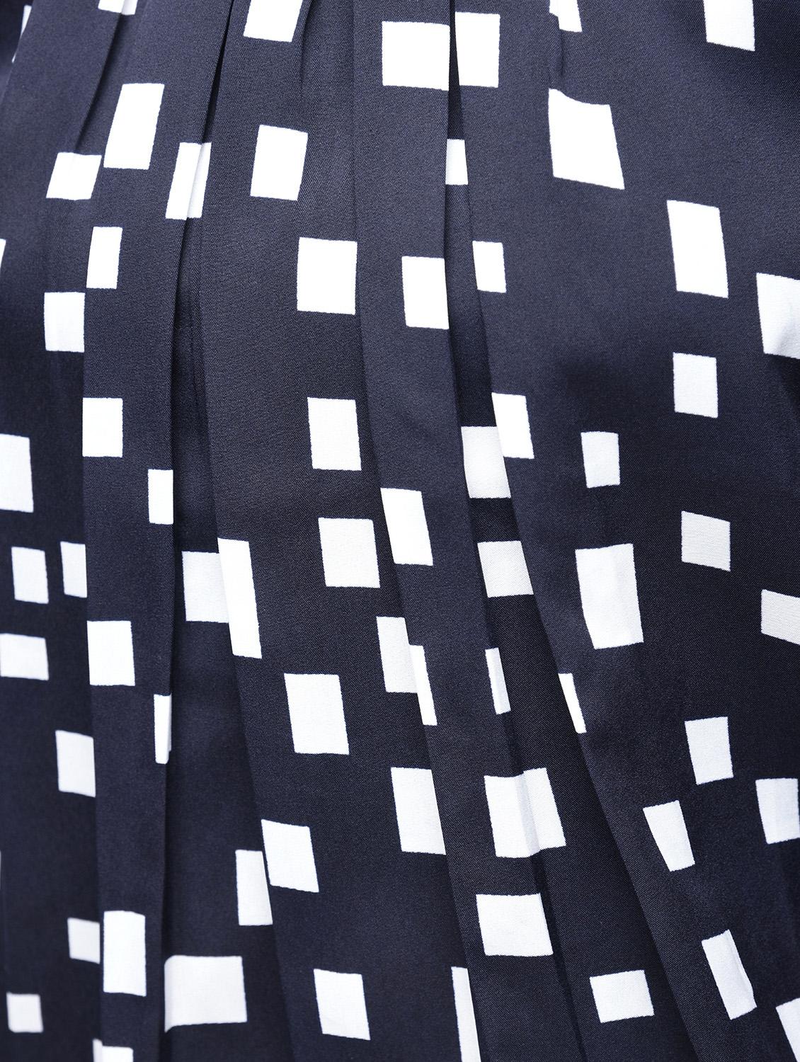 pleated neck geometric blouson top - 15936508 - Zoom Image - 6